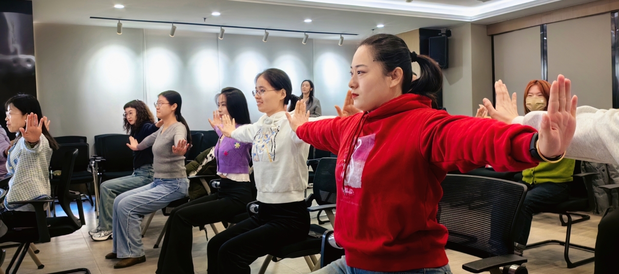 冰球突破-冰球电游豪华版_MG冰球游戏